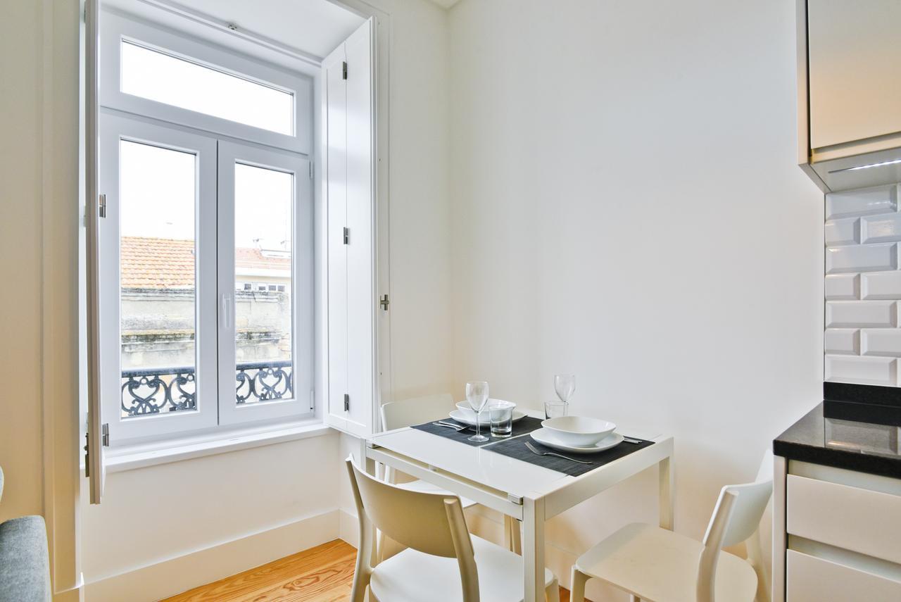 Bmyguest - Arroios Cosy Apartment ลิสบอน ภายนอก รูปภาพ